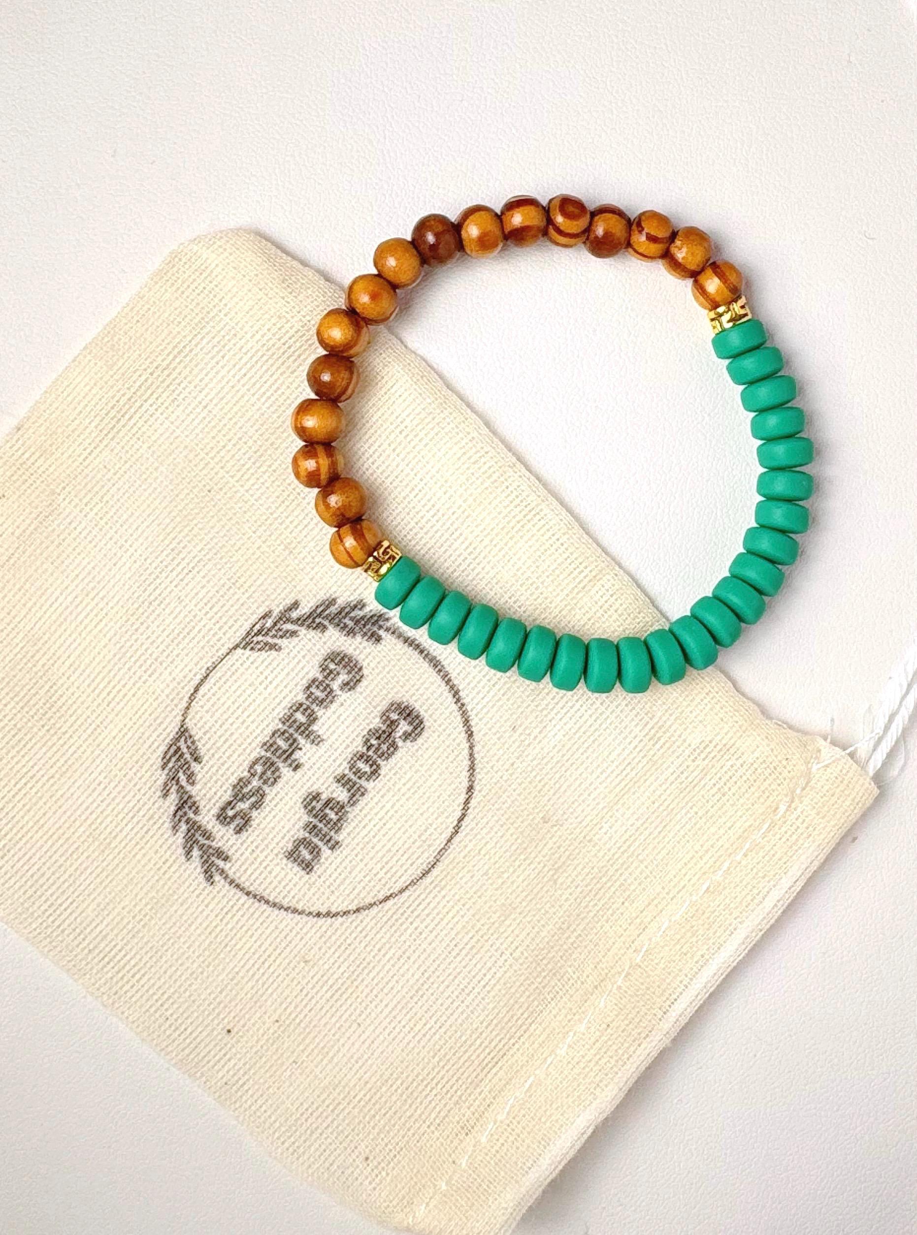 Boho Green Silicone & Wood Beaded Stretch Bracelet